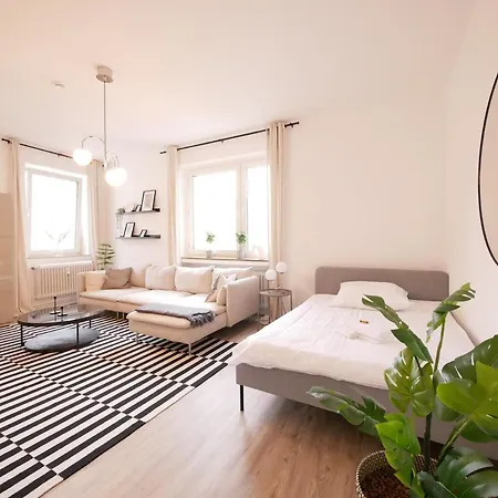 Apartamento 75 M2, Zentral, Gemuetlich, Eigener Parkplatz *
